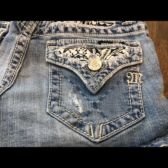 Miss Me Jean Shorts Size 26 - Picture 8 of 8
